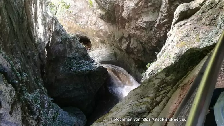Slowenien Teil 2 - Von den Škocjan-Höhlen über Vipava in den Triglav-Nationalpark (Soča-Tal) - Flüsse und Seen Geheimtipp Historische Altstadt Outdoor-Erlebnisse Radtouren Slowenien Städte UNESCO Weltkulturerbe Wohnmobil-Touren  IMG_20250831_115508-780x440