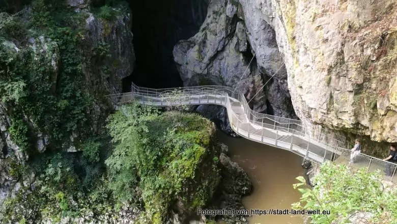 Slowenien Teil 2 - Von den Škocjan-Höhlen über Vipava in den Triglav-Nationalpark (Soča-Tal) - Flüsse und Seen Geheimtipp Historische Altstadt Outdoor-Erlebnisse Radtouren Slowenien Städte UNESCO Weltkulturerbe Wohnmobil-Touren  IMG_20250831_120455-780x440