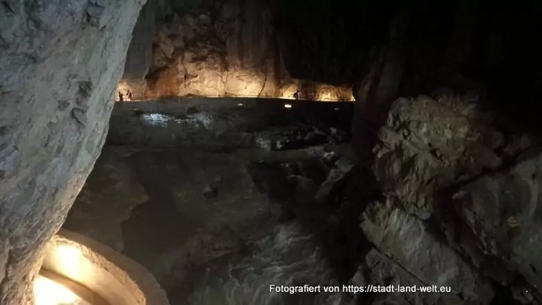 Slowenien Teil 2 - Von den Škocjan-Höhlen über Vipava in den Triglav-Nationalpark (Soča-Tal) - Flüsse und Seen Geheimtipp Historische Altstadt Outdoor-Erlebnisse Radtouren Slowenien Städte UNESCO Weltkulturerbe Wohnmobil-Touren  IMG_20250831_120950-780x440