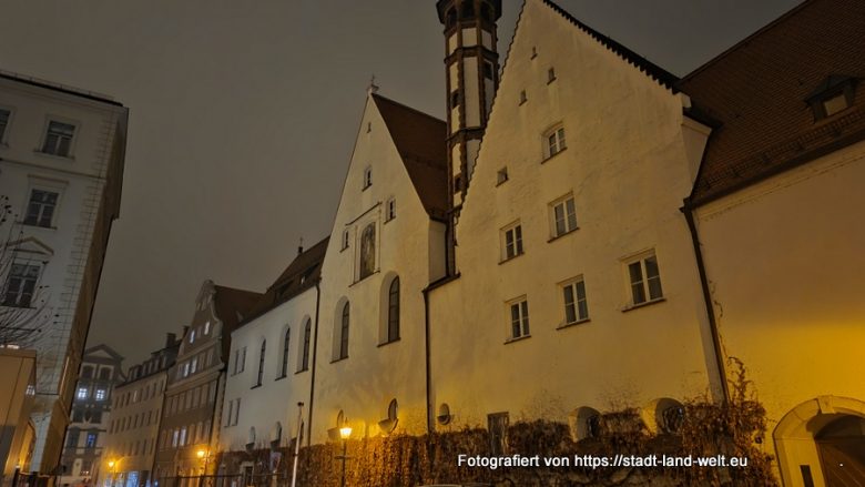 Advents- und Weihnachtsmarkttour 2025 - Augsburg, Krampuslauf in Salzburg und die längste Burg der Welt - Bayern Burgen und Schlösser Deutschland Historische Altstadt Kurzmeldung Österreich Outdoor-Erlebnisse Salzburger Land Städte Wohnmobil-Touren Wohnmobilstellplätze 20251202_192245-780x439