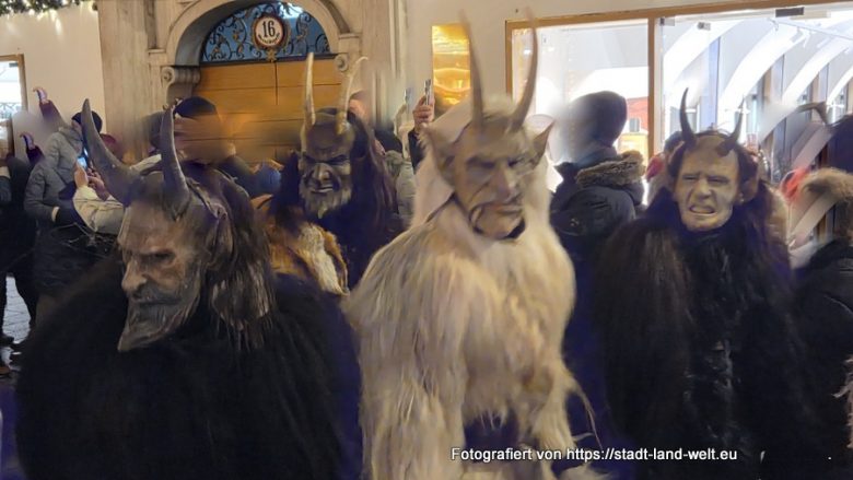 Advents- und Weihnachtsmarkttour 2025 - Augsburg, Krampuslauf in Salzburg und die längste Burg der Welt - Bayern Burgen und Schlösser Deutschland Historische Altstadt Kurzmeldung Österreich Outdoor-Erlebnisse Salzburger Land Städte Wohnmobil-Touren Wohnmobilstellplätze 20251203_175153-780x439