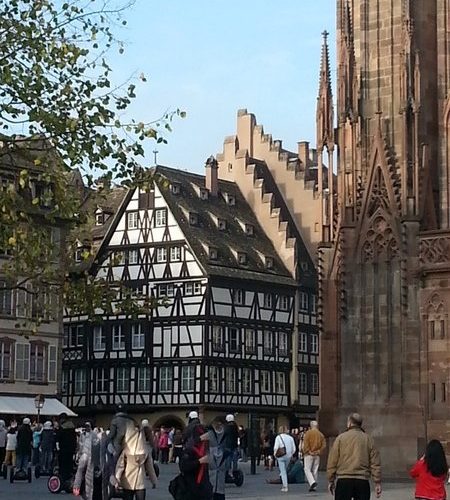Straßburg: Im Münster, auf dem Münster und um das Münster herum .... - Kategorien: Elsass Frankreich Historische Altstadt Städte  20141026_104415_Android-01-450x500