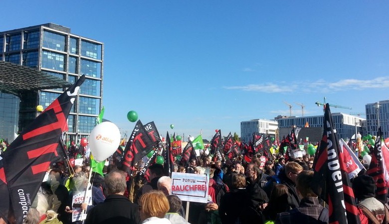 250.000 vom 3,263 Millionen gegen TTIP und CETA in Berlin auf der Straße - Kategorien: Politik  20151010_115556-780x450