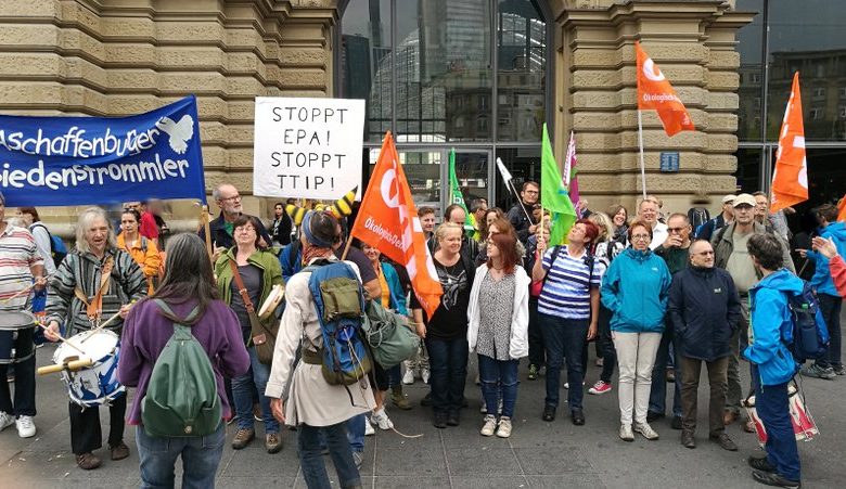 Bilder von der STOP CETA TTIP Demo am 17.09.2016 in Frankfurt -  Politik Wirtschaft  IMG_20160917_104836-780x451