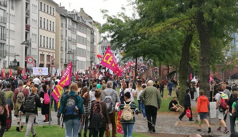 Bilder von der STOP CETA TTIP Demo am 17.09.2016 in Frankfurt -  Politik Wirtschaft  IMG_20160917_140821-780x451