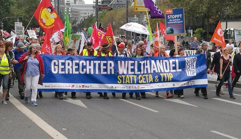 Bilder von der STOP CETA TTIP Demo am 17.09.2016 in Frankfurt -  Politik Wirtschaft  IMG_20160917_151507-780x451