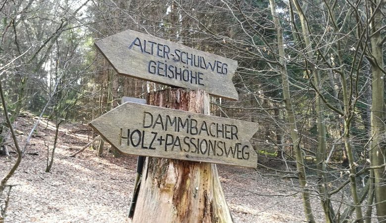 Dammbach: Auf dem alten Schulweg und Passionsweg zur Geishöhe -  Kultur Wanderungen  Geishoehe-Alter-Schulweg-Passionsweg-780x451