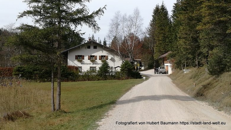 Zwei herrliche Tage in Mittenwald bei super Herbstwetter - Kategorien: Bayern Flüsse und Seen Radtouren RSS-Feed Wanderungen Wohnmobil-Touren  IMG_20181023_130429-780x440