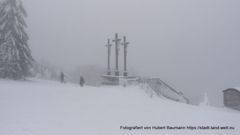 Kreuzberg im Nebel - Ich wollte Schnee sehen ! -  Bayern Outdoor-Erlebnisse RSS-Feed Wanderungen Wohnmobil-Touren  Kreuzberg-Rhoen-IMG_20190202_115016-780x440