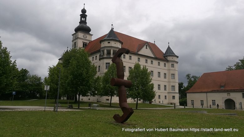 Ein längst überfälliger und ein bedrückender Besuch in Oberösterreich -  Burgen und Schlösser Kultur Oberösterreich Österreich Outdoor-Erlebnisse RSS-Feed Wohnmobil-Touren  Schloss-Hartheim-Alkoven_113430-780x440