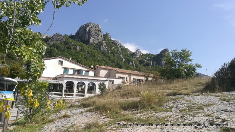 Von Castellane durch die Verdon-Schlucht nach Mostiers-Staintes-Marie - Kategorien: Frankreich Outdoor-Erlebnisse Provence RSS-Feed Wohnmobil-Touren  IMG_20190918_112703-780x440